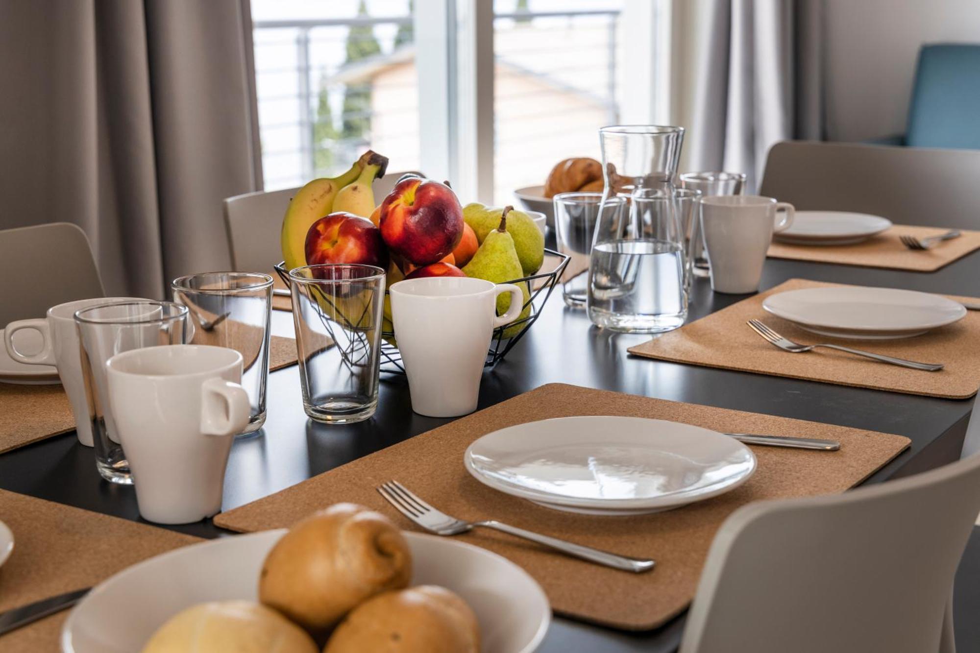 Residence Solei Classic & Plus Бренцоне-суль-Гарда Екстер'єр фото