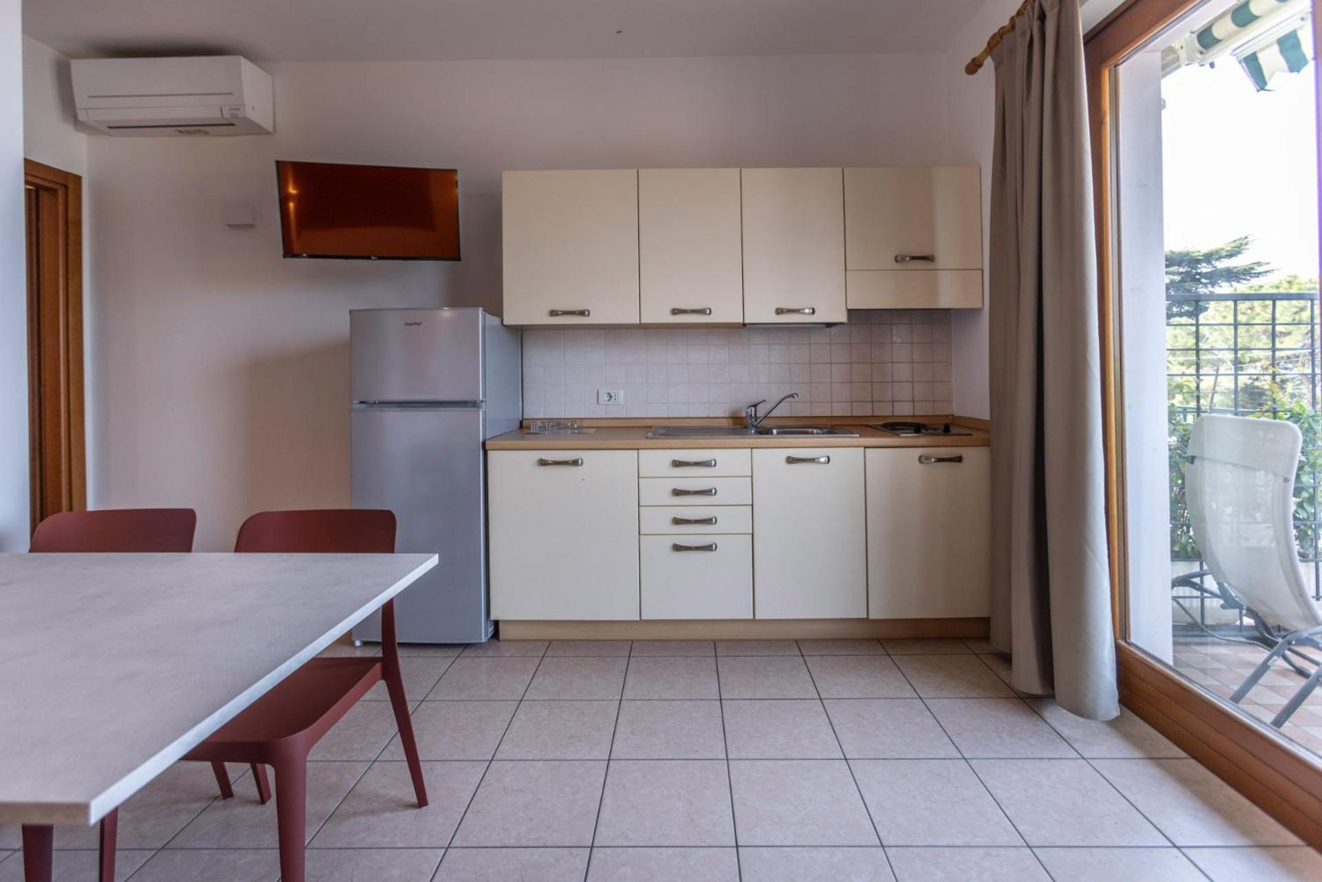 Residence Solei Classic & Plus Бренцоне-суль-Гарда Екстер'єр фото
