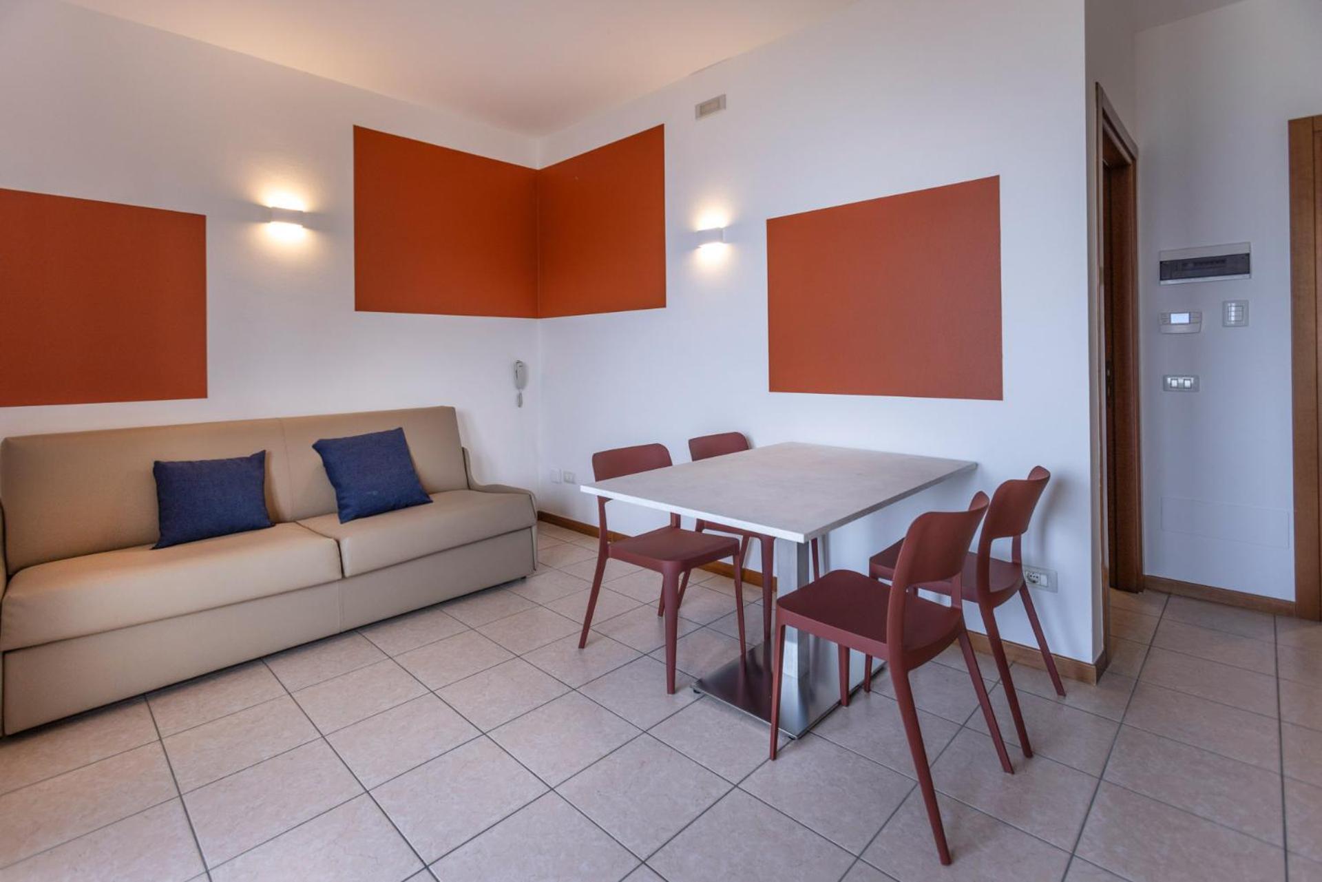 Residence Solei Classic & Plus Бренцоне-суль-Гарда Екстер'єр фото