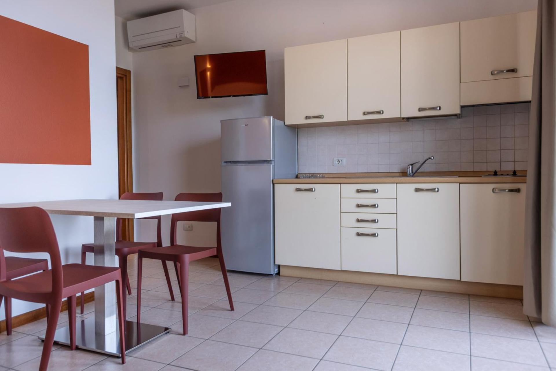 Residence Solei Classic & Plus Бренцоне-суль-Гарда Екстер'єр фото