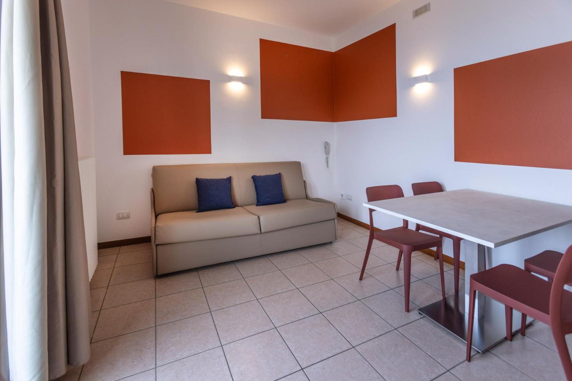 Residence Solei Classic & Plus Бренцоне-суль-Гарда Екстер'єр фото